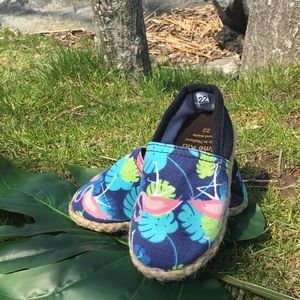 Kids "Flamingo" Slip-ons BRAND NEW